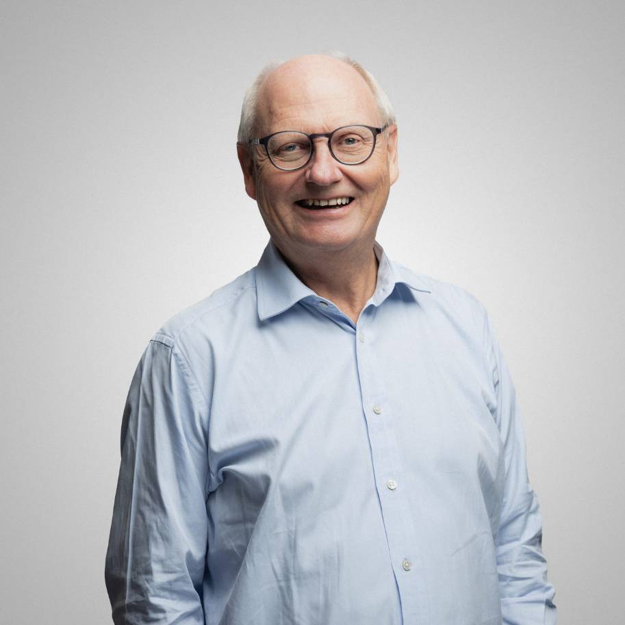 Colin Maund